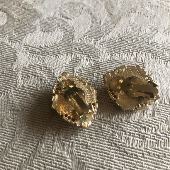 Cameo earrings. Vintage. - Picture 15 of 16
